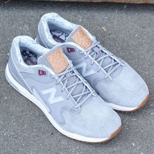 New Balance Women’s 1550 suede size 8